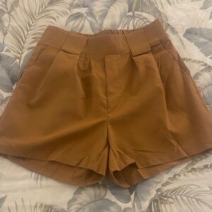 High-Rise Pleat Front Women’s Shorts — Brown